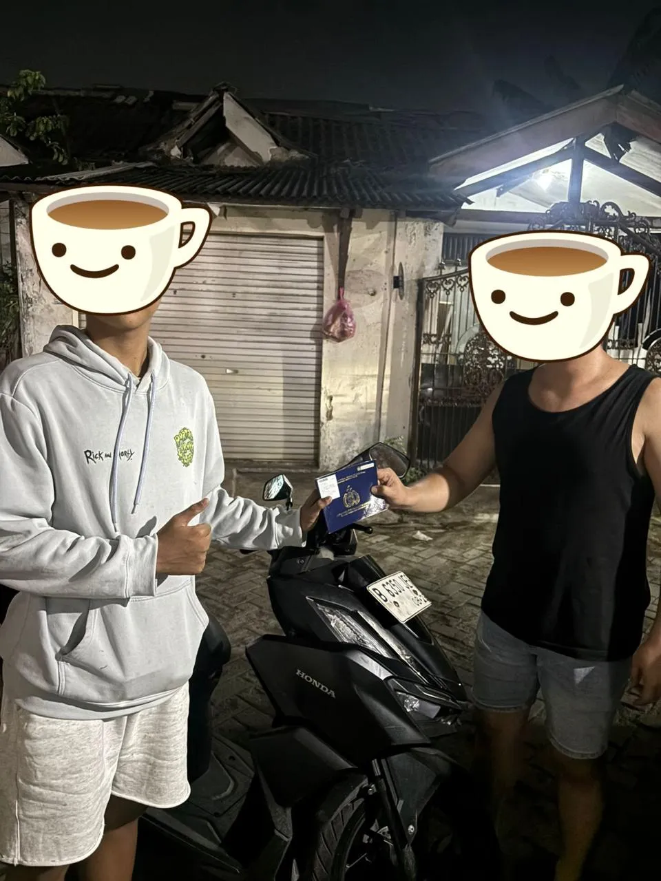 Dokumentasi customer Honda Vario 160cc Keyless 2023 bekas Tangerang Kota