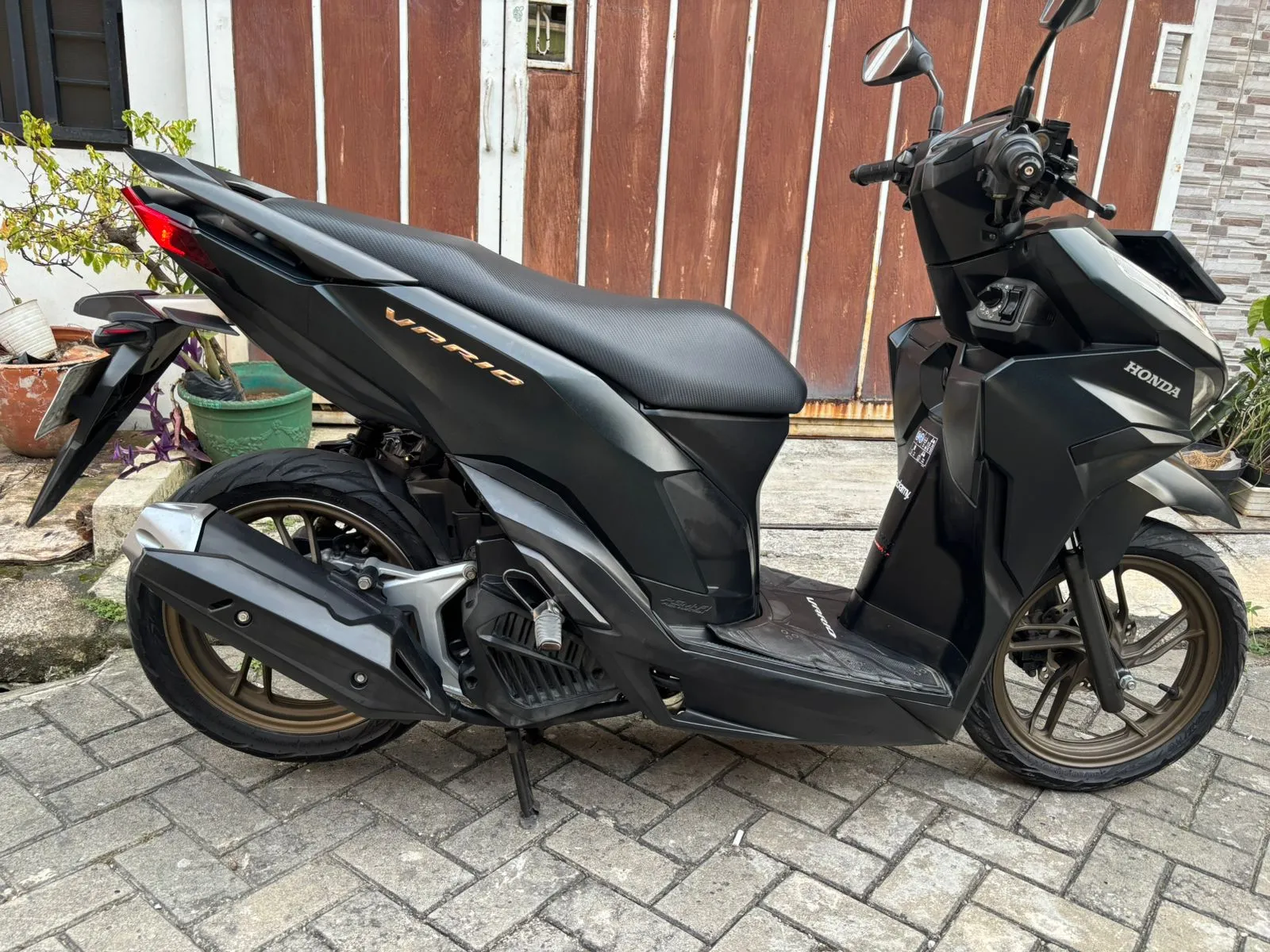 Motor Honda Vario 125cc CBS ISS Bekas 2024 foto 3