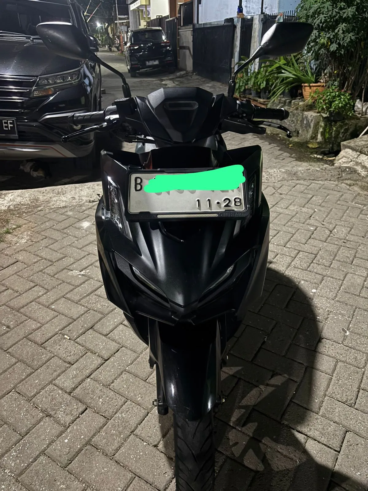 Motor Honda Vario 160cc Keyless Bekas 2023 2023 bekas di Tangerang Kota LapakMotor.id